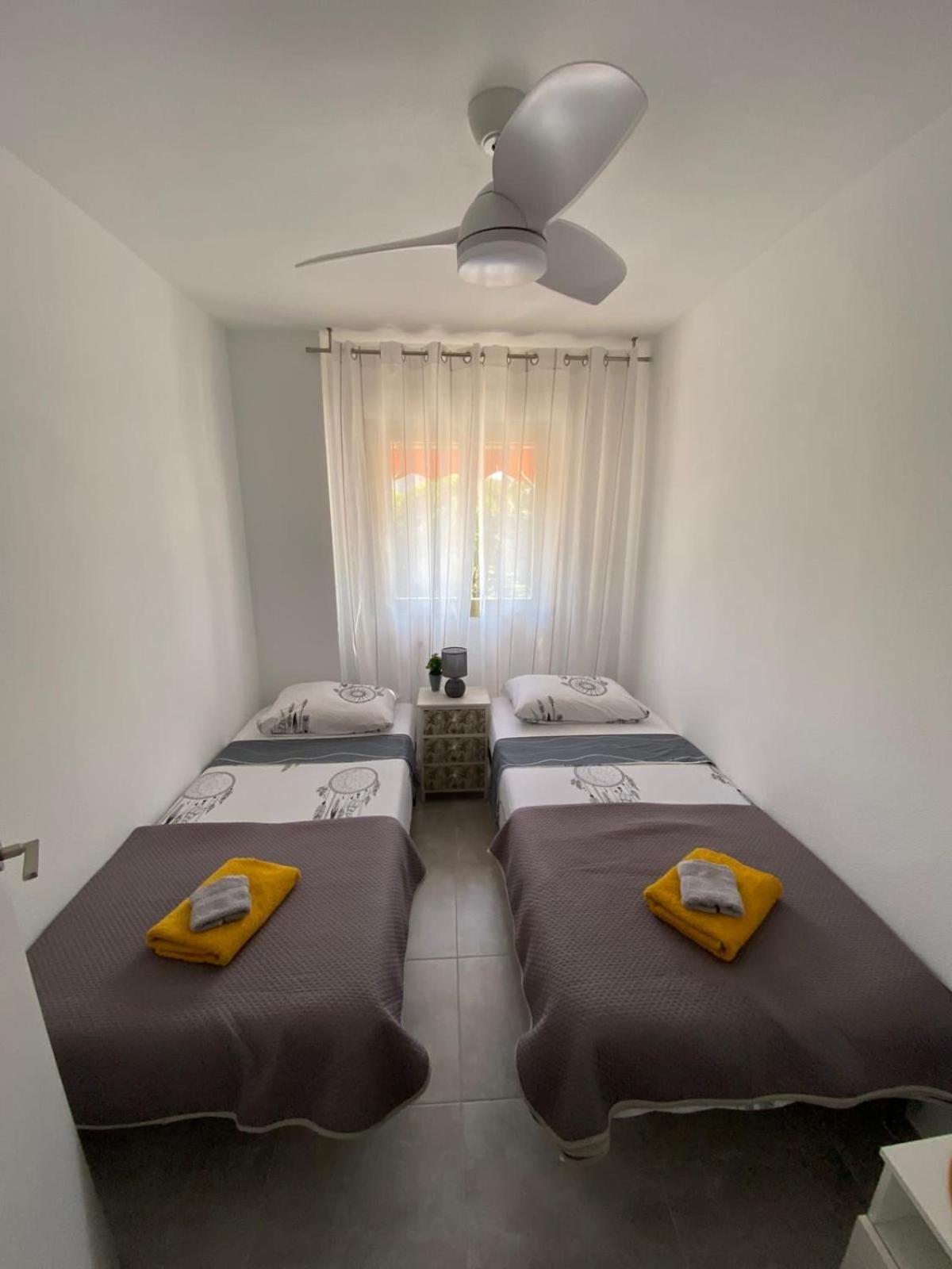 Apartamento Paradise Solo Familias Гандия Экстерьер фото