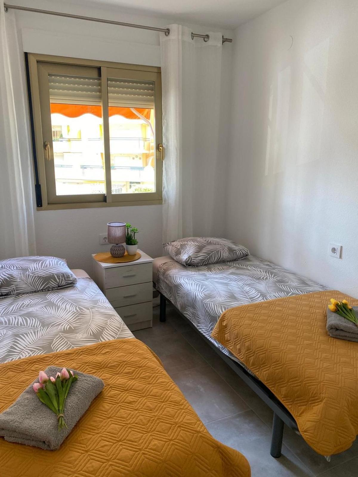 Apartamento Paradise Solo Familias Гандия Экстерьер фото